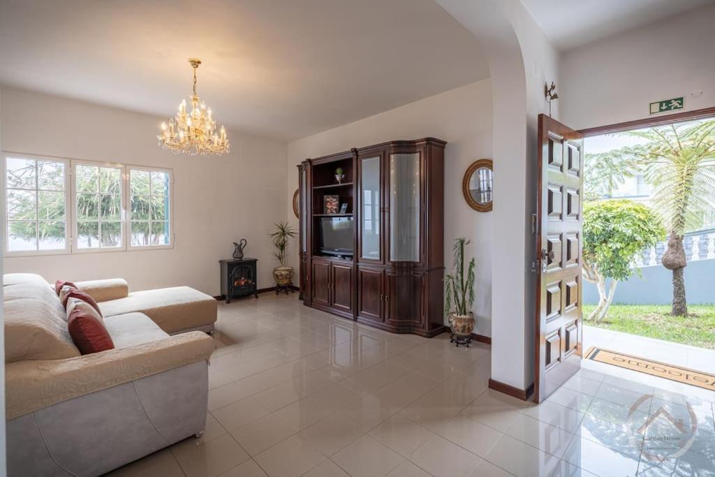 Garden House Villa Funchal  Buitenkant foto